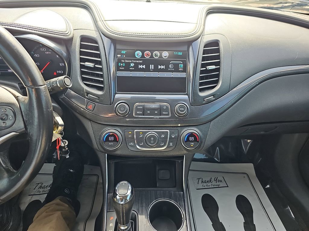 Used 2017 Chevrolet Impala LT image 24
