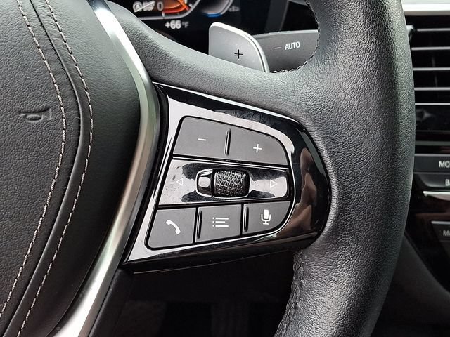 Used 2023 BMW 530i w/ Premium Package RWD image 26