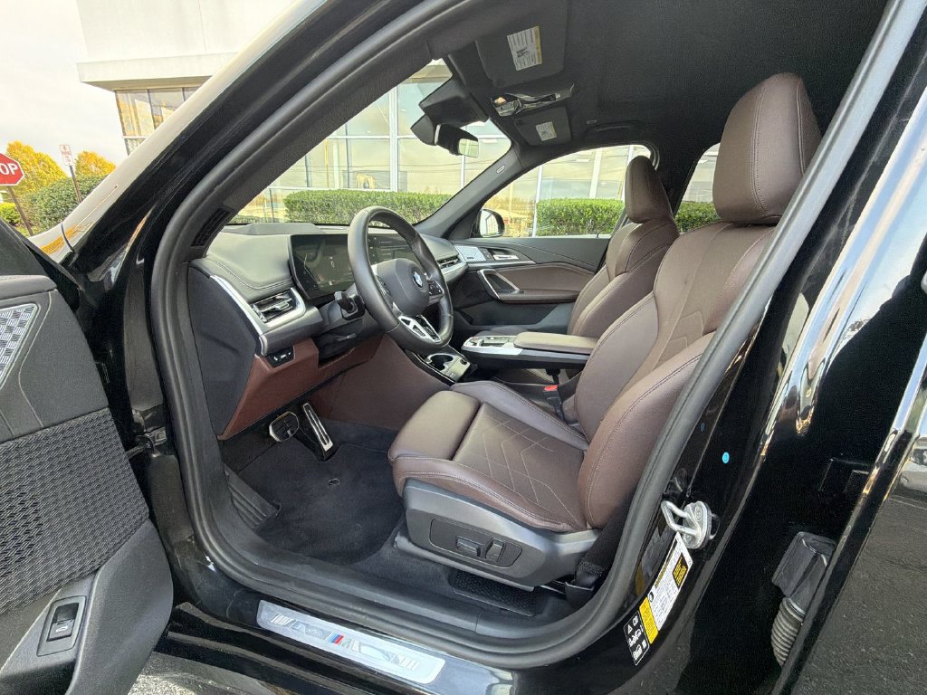 Used 2023 BMW X1 xDrive28i w/ Premium Package AWD/4WD image 10