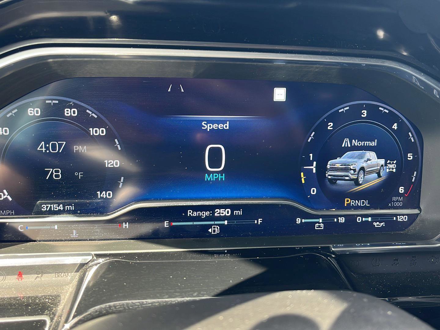 Used 2023 Chevrolet Silverado 1500 LT AWD/4WD image 9