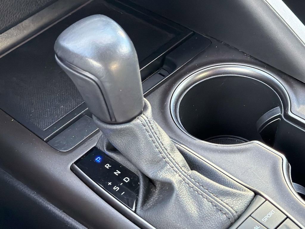 Certified 2024 Toyota Camry SE FWD image 16