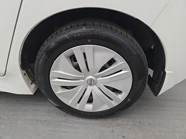 Used 2024 Nissan Leaf S image 16