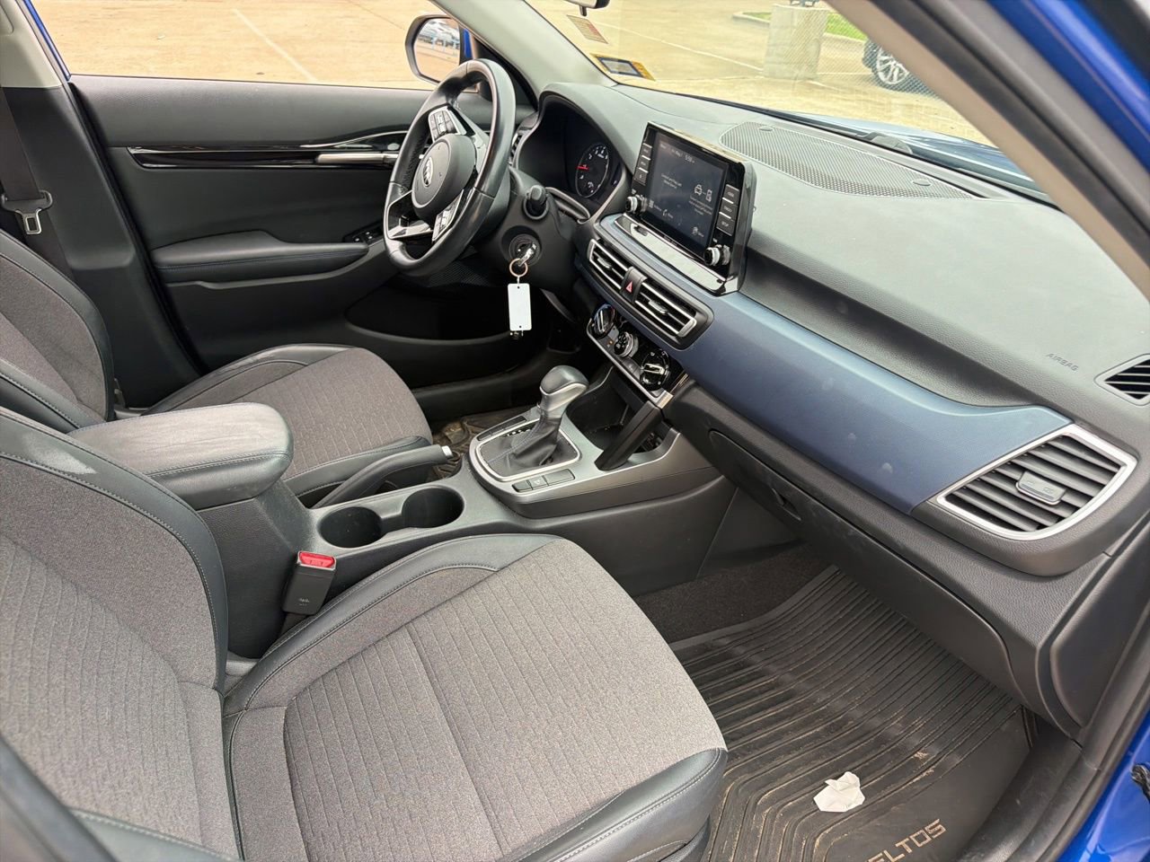 Used 2021 Kia Seltos S FWD image 16