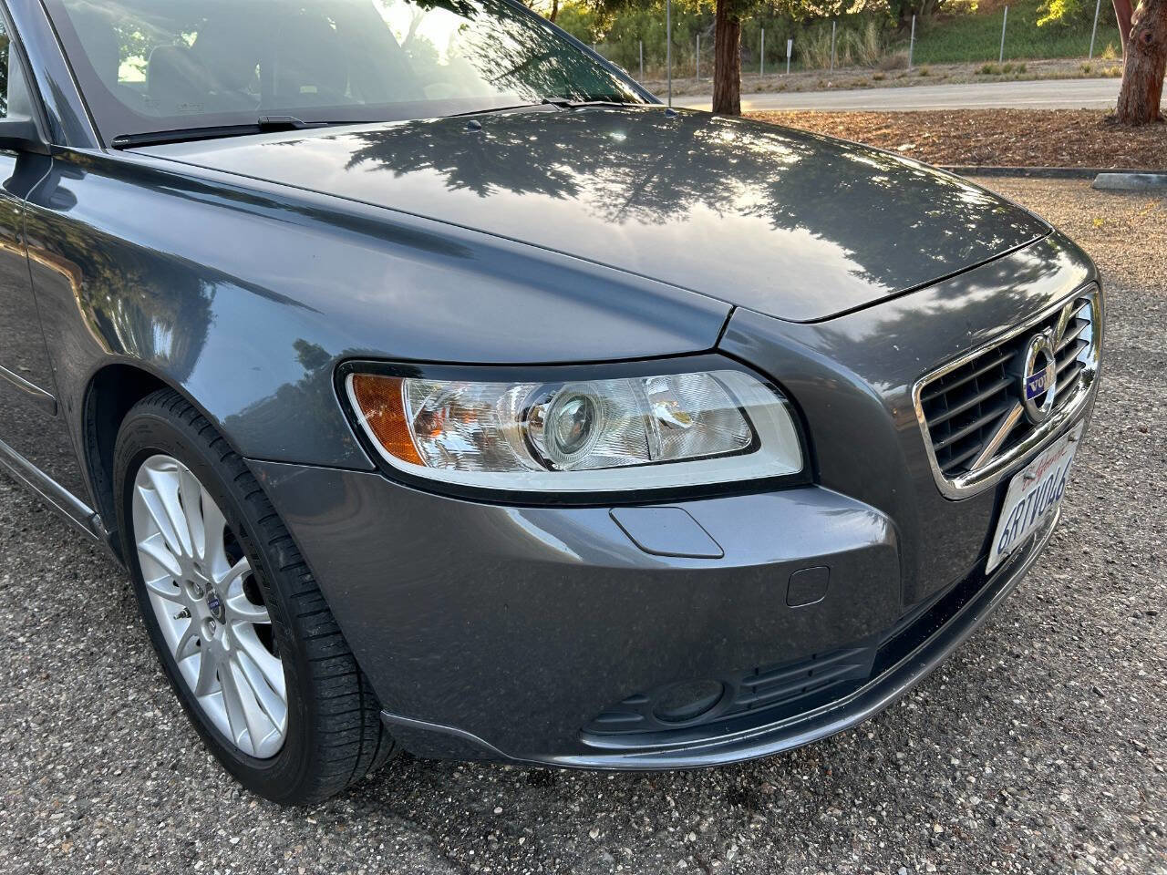 Used 2011 Volvo S40 T5 w/ Preferred Pkg FWD image 12
