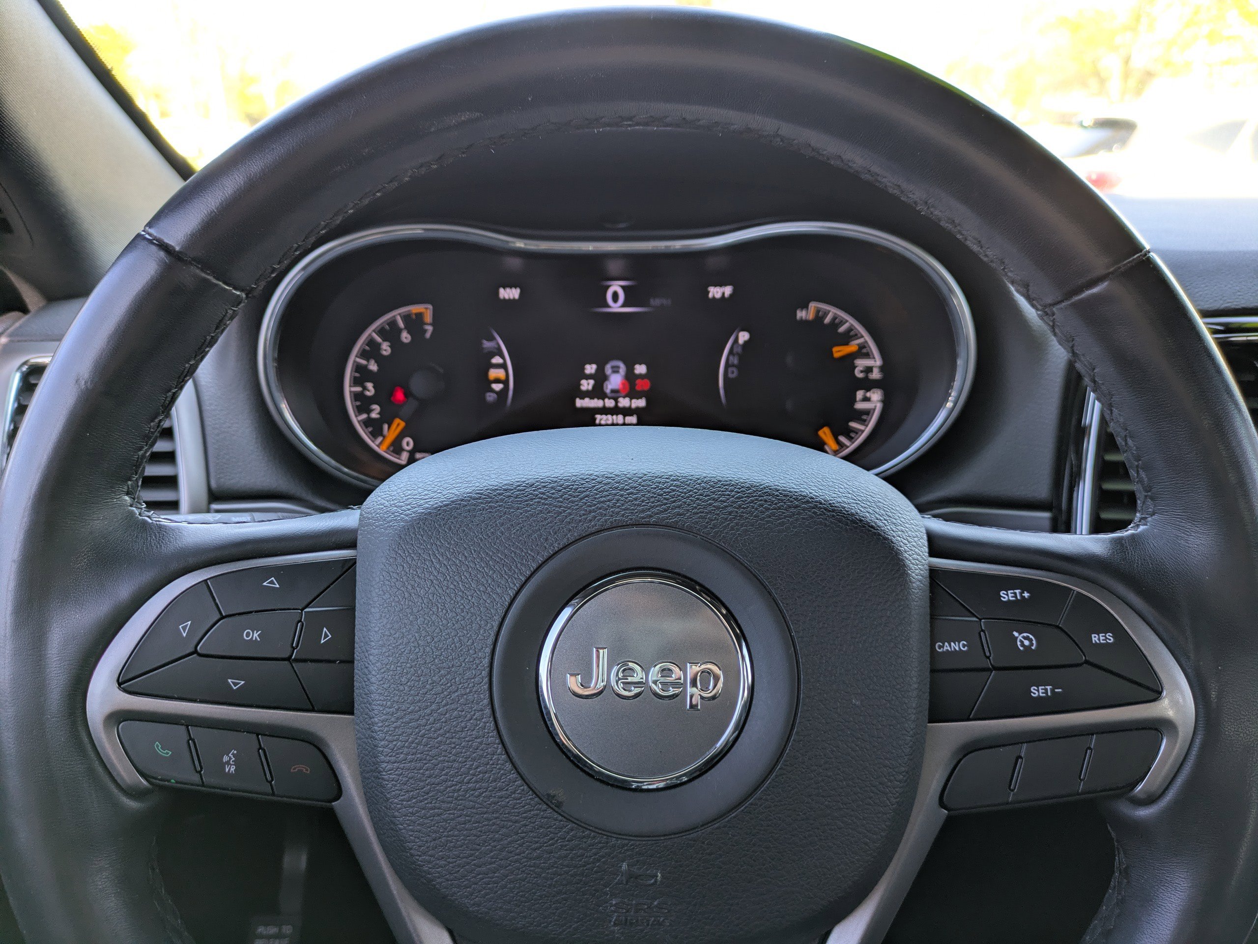 Used 2019 Jeep Grand Cherokee Altitude image 29