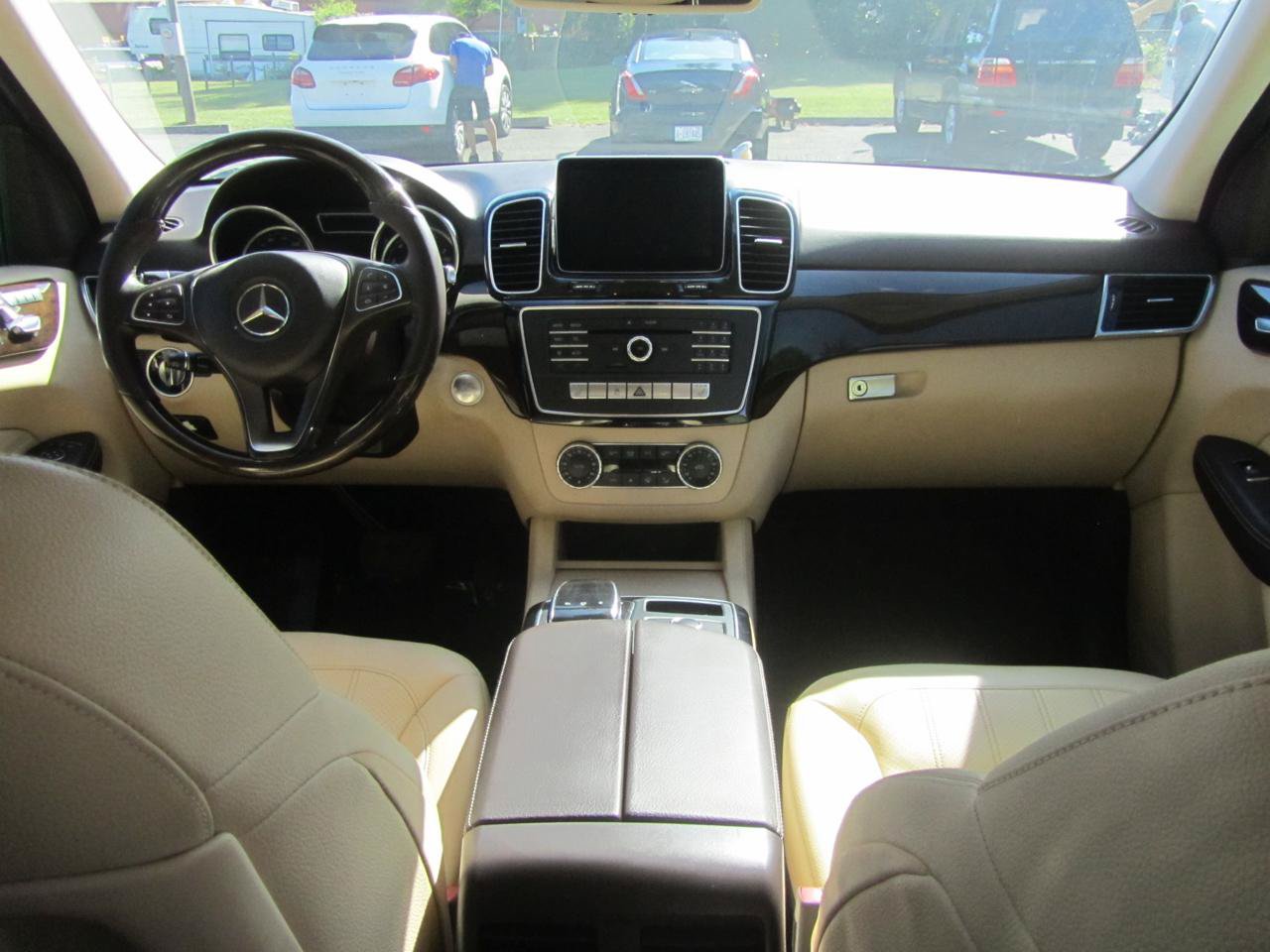 Used 2016 Mercedes-Benz GLE 350 w/ Premium Package image 13