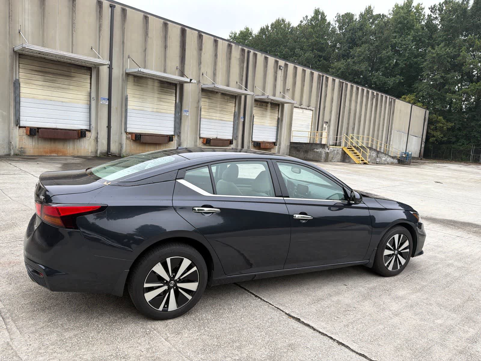 Used 2019 Nissan Altima 2.5 SV AWD/4WD image 12