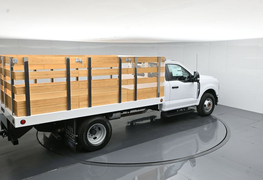 New 2025 Ford F350 XL w/ XL Chrome Package RWD image 34