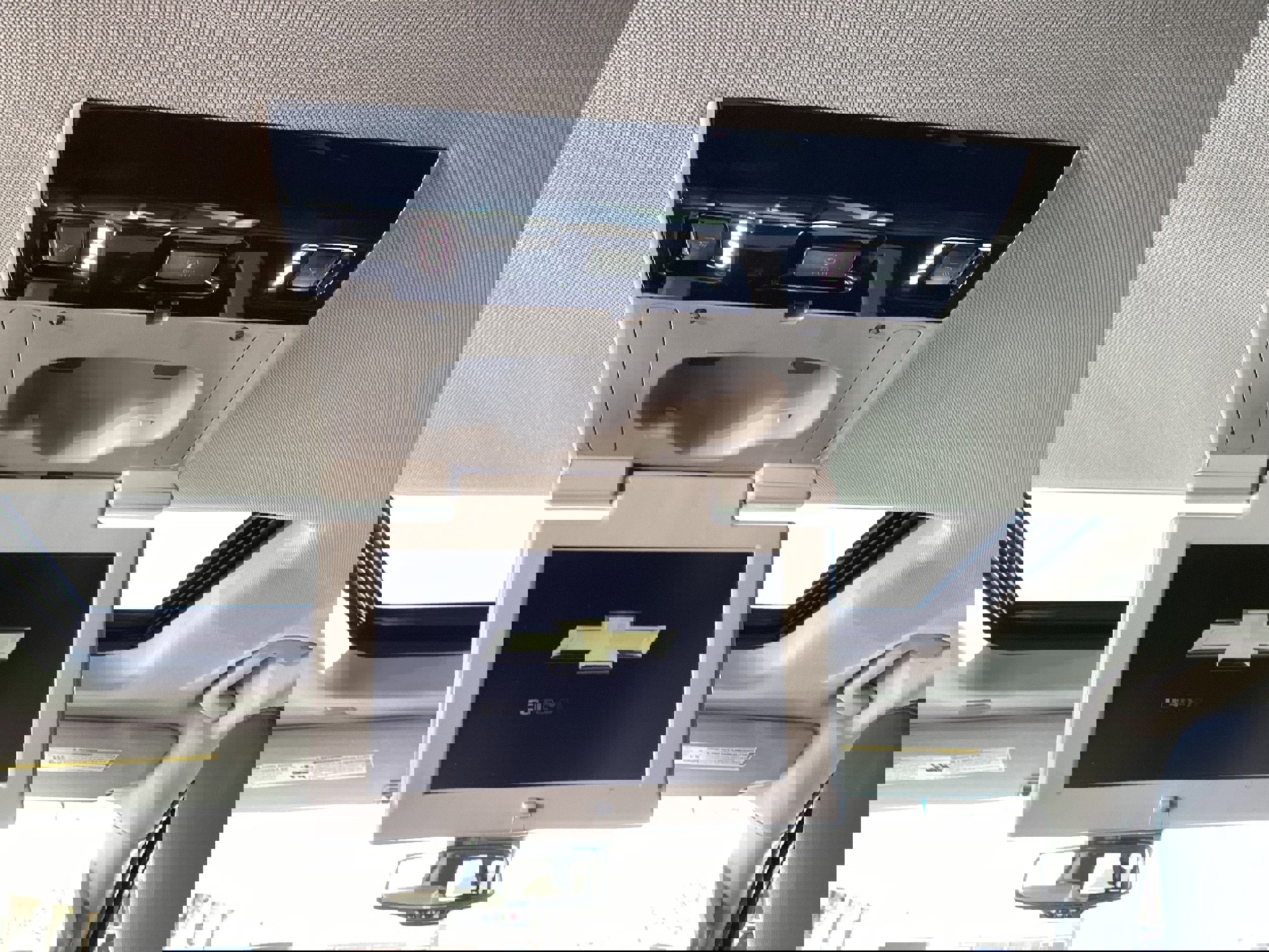 Used 2019 Chevrolet Suburban LT w/ LT Signature Package image 17