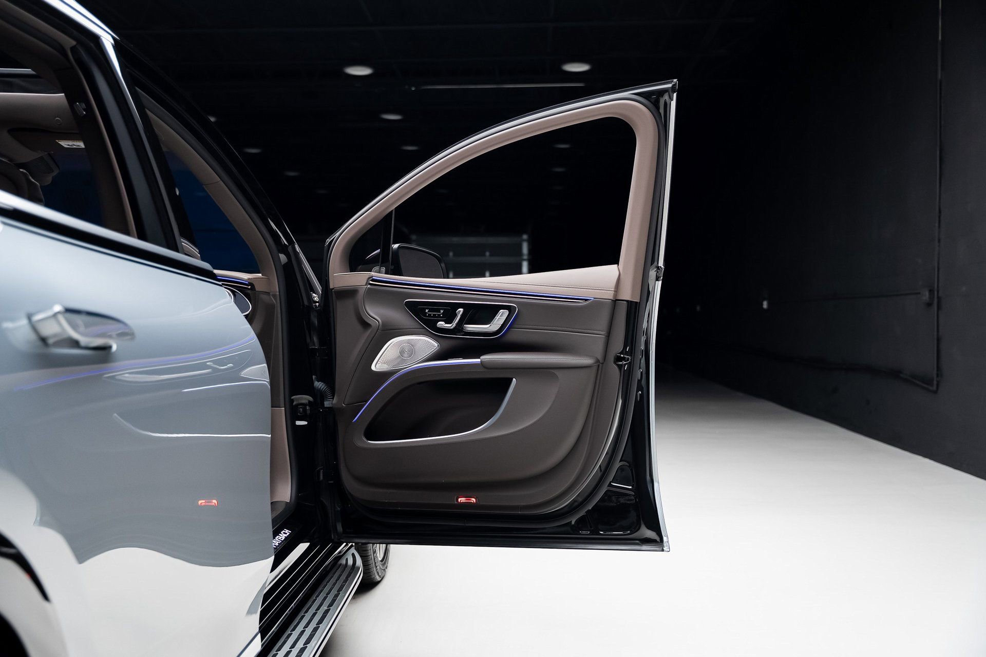 Used 2024 Mercedes-Benz Maybach EQS 680 4MATIC image 59