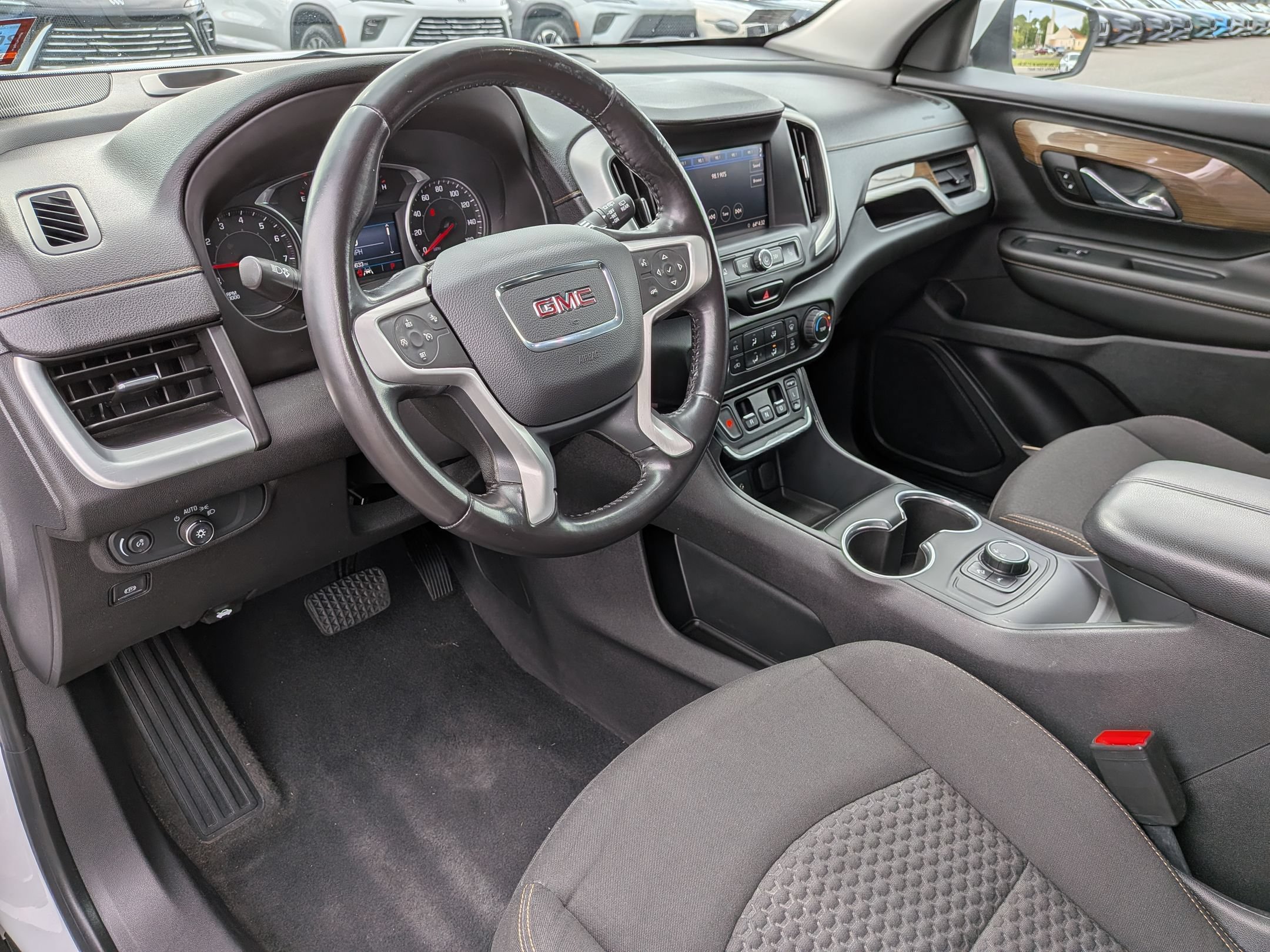 Certified 2021 GMC Terrain SLE FWD image 9