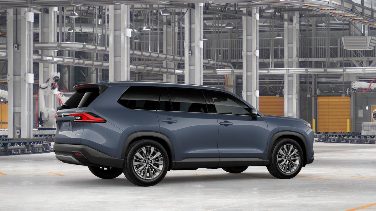 New 2026 Toyota Grand Highlander Platinum image 11