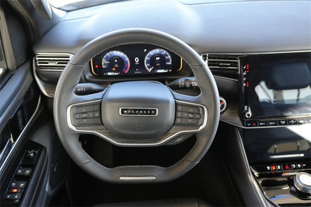 Used 2024 Jeep Wagoneer Series II image 11