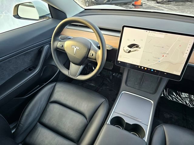 Used 2021 Tesla Model 3 Standard Range Plus image 28