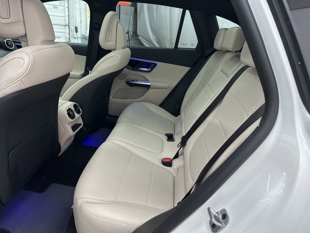New 2026 Mercedes-Benz GLC 300 image 23