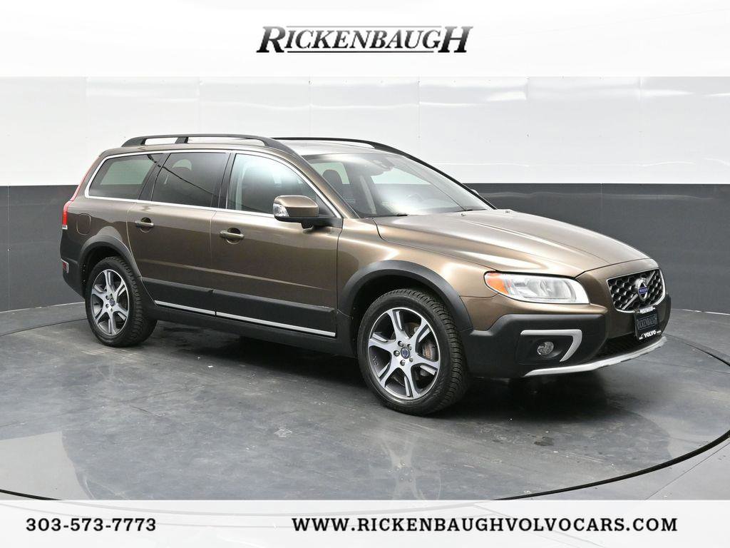 Used 2015 Volvo XC70 T6 w/ Climate Package image 1