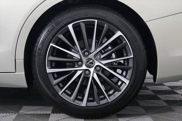 Certified 2025 Lexus ES 300h w/ Premium Package FWD image 16