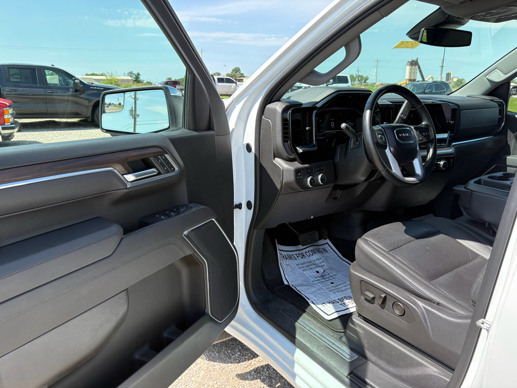 Used 2025 GMC Sierra 1500 SLT AWD/4WD image 20