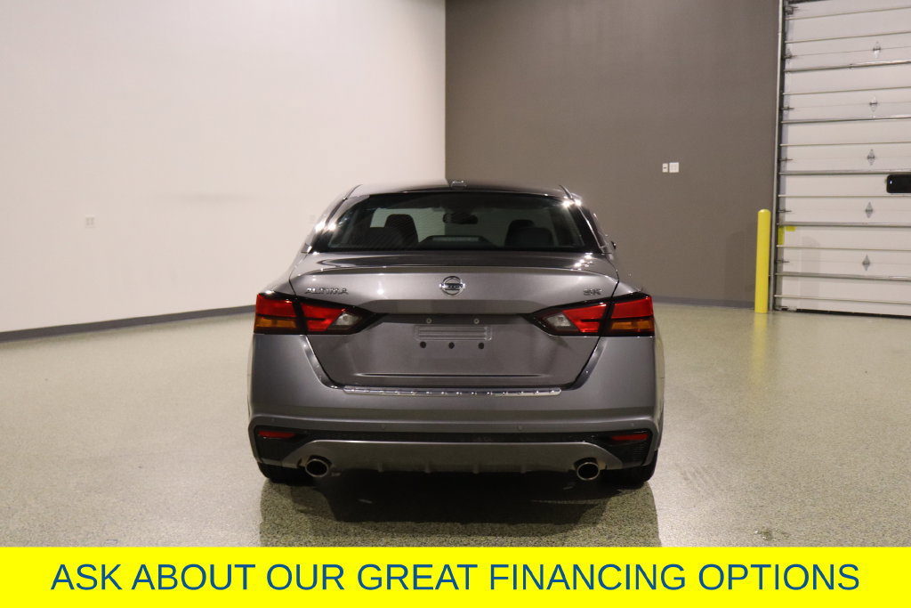 Used 2020 Nissan Altima 2.5 SR w/ Premium Package FWD image 10