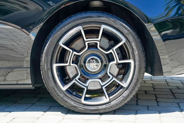Used 2018 Rolls-Royce Dawn image 15