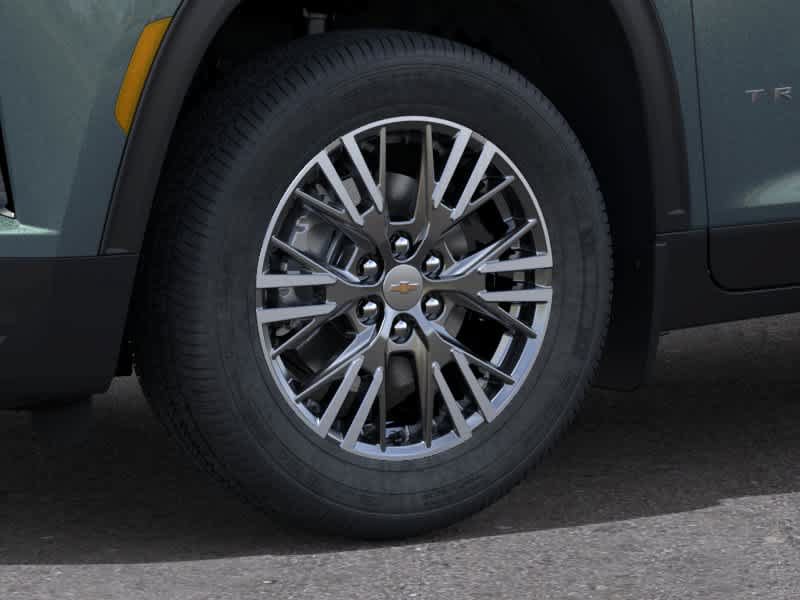 New 2027 Chevrolet Traverse LT w/ Driver Confidence Package FWD image 9
