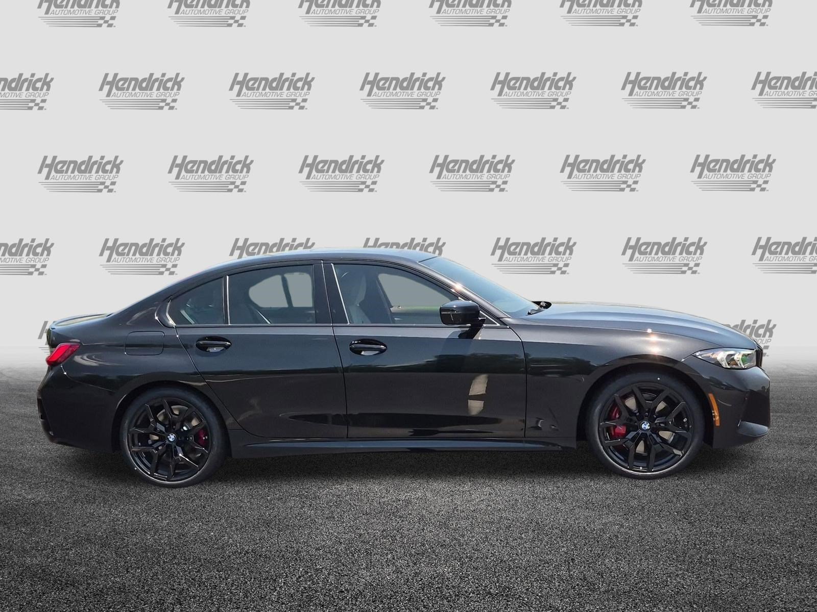 Used 2026 BMW 330i xDrive Sedan w/ M Sport Package AWD/4WD image 11