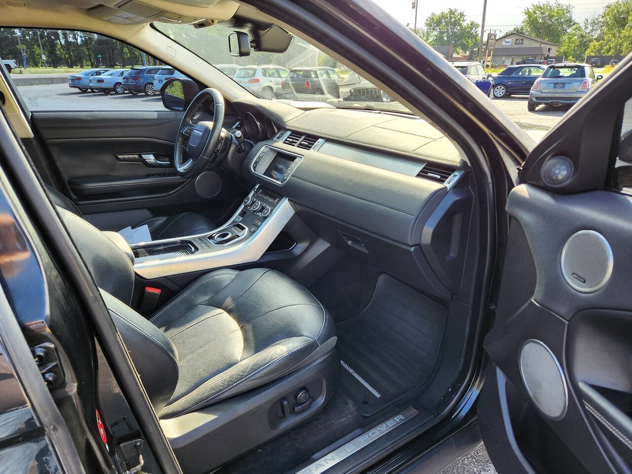 Used 2016 Land Rover Range Rover Evoque HSE image 15