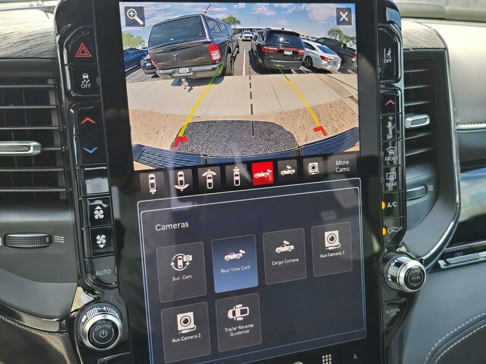 New 2025 RAM 2500 Limited image 30