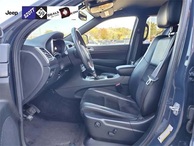 Used 2018 Jeep Grand Cherokee Altitude image 17
