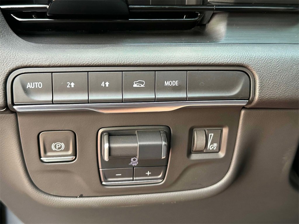 Certified 2024 Cadillac Escalade ESV Sport w/ LPO, ONYX Package image 30