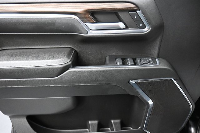 Used 2023 Chevrolet Silverado 1500 LT AWD/4WD image 13