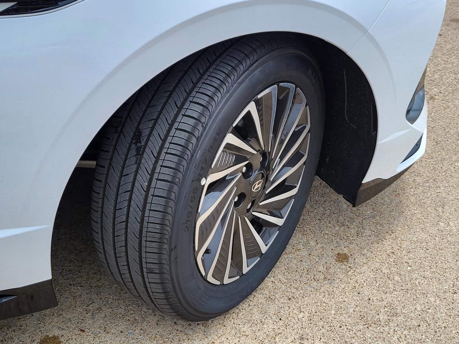 New 2025 Hyundai Sonata SEL FWD image 6