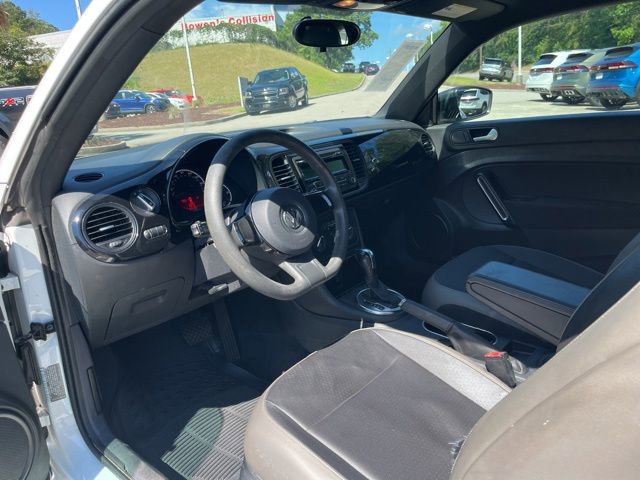 Used 2015 Volkswagen Beetle 1.8T FWD image 6