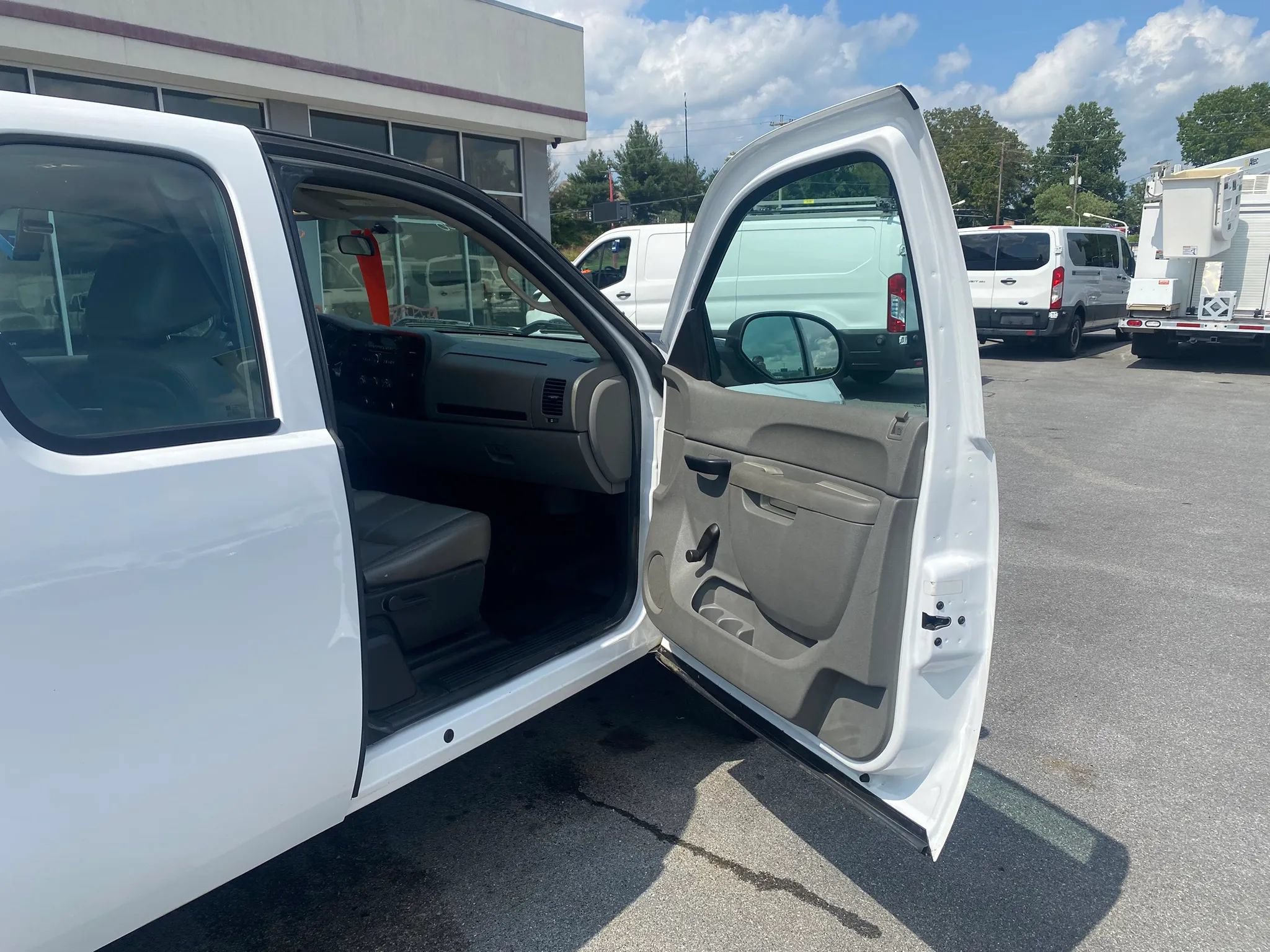 Used 2013 Chevrolet Silverado 2500 W/T AWD/4WD image 19