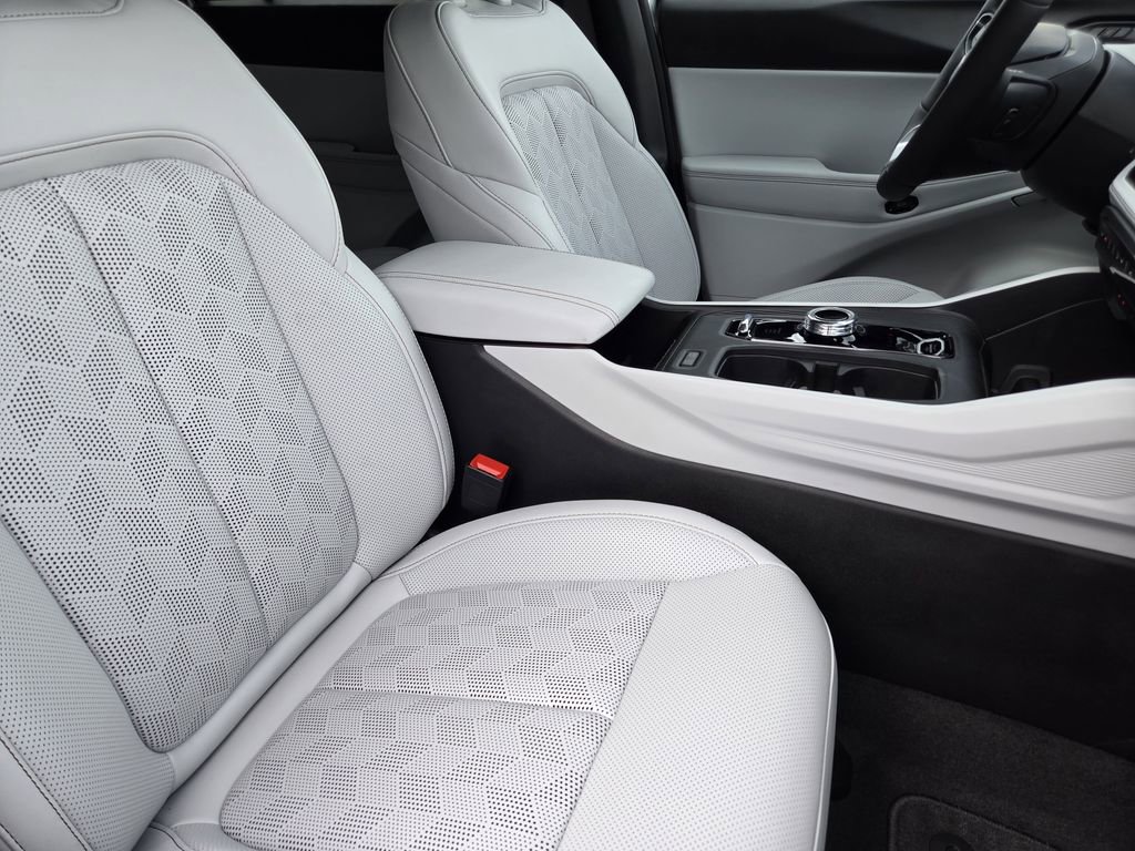 New 2026 Jeep Cherokee Overland image 9