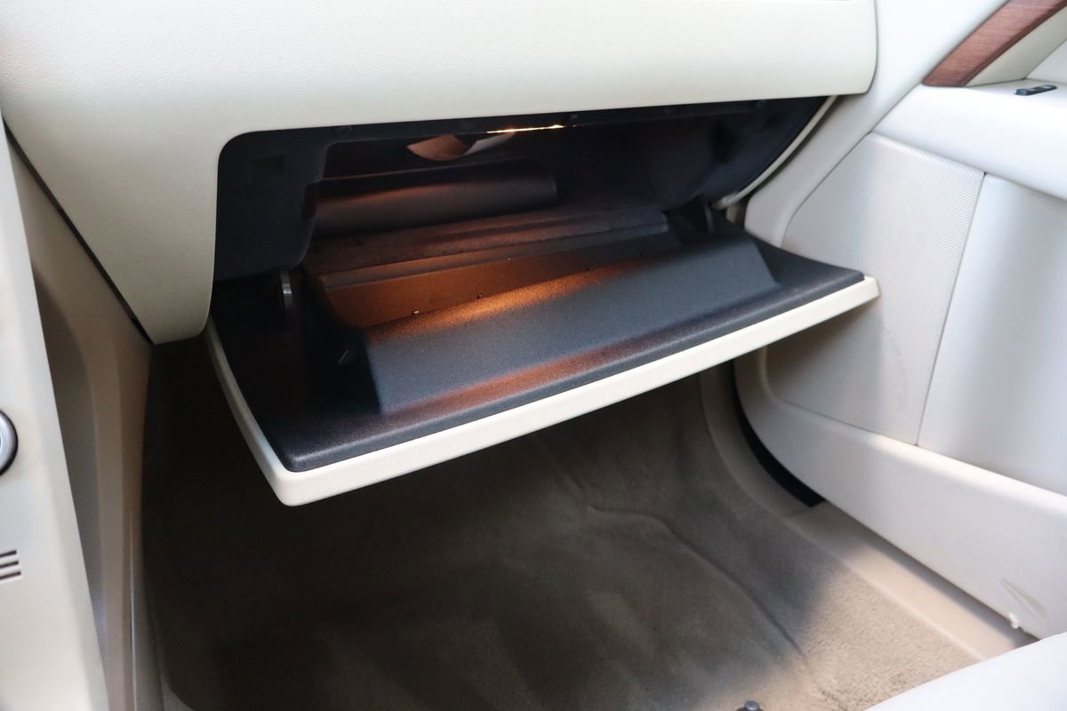 Used 2009 Volvo XC70 T6 image 37