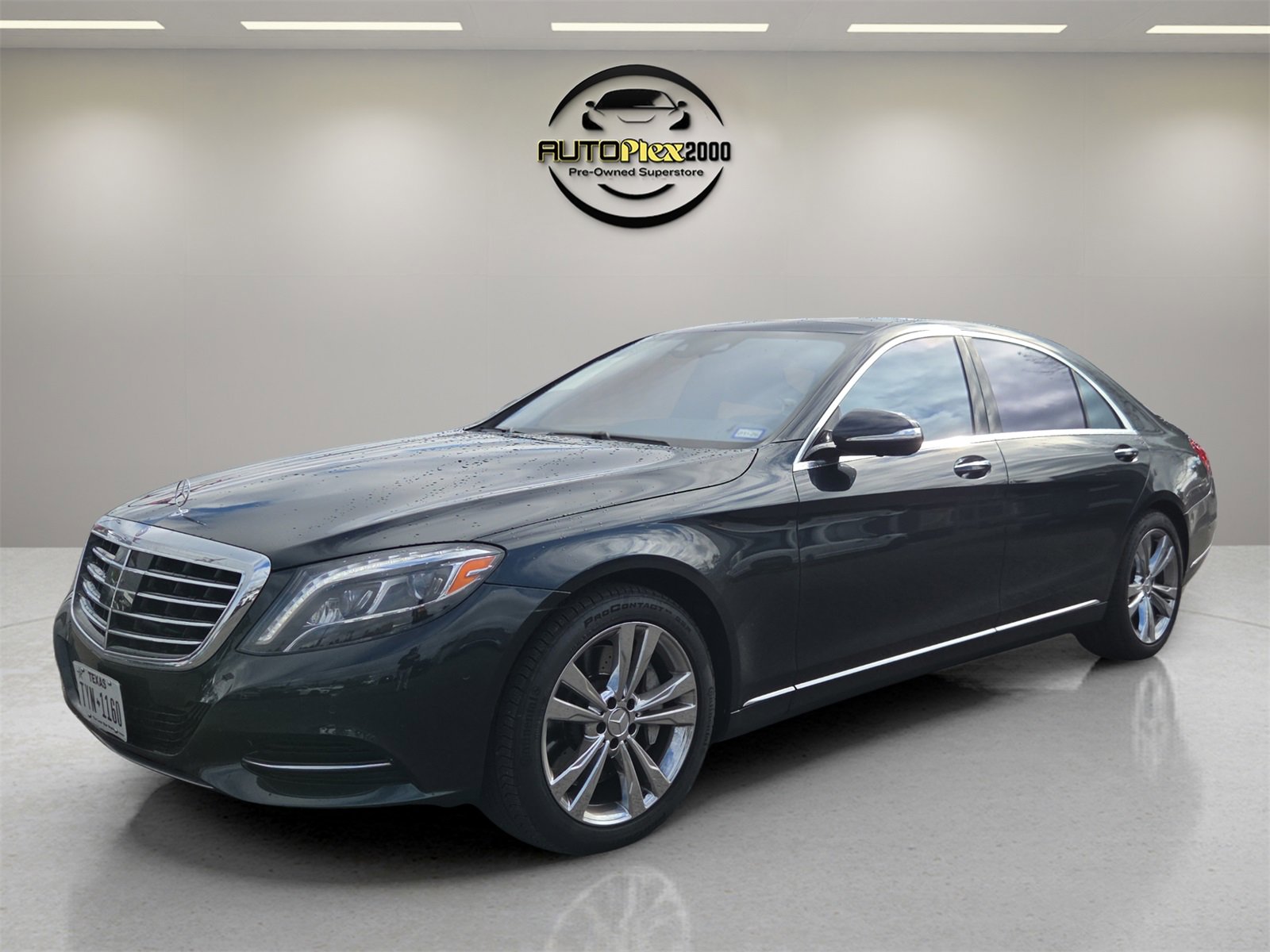 Used 2015 Mercedes-Benz S 550 Sedan w/ Premium 1 Package image 3
