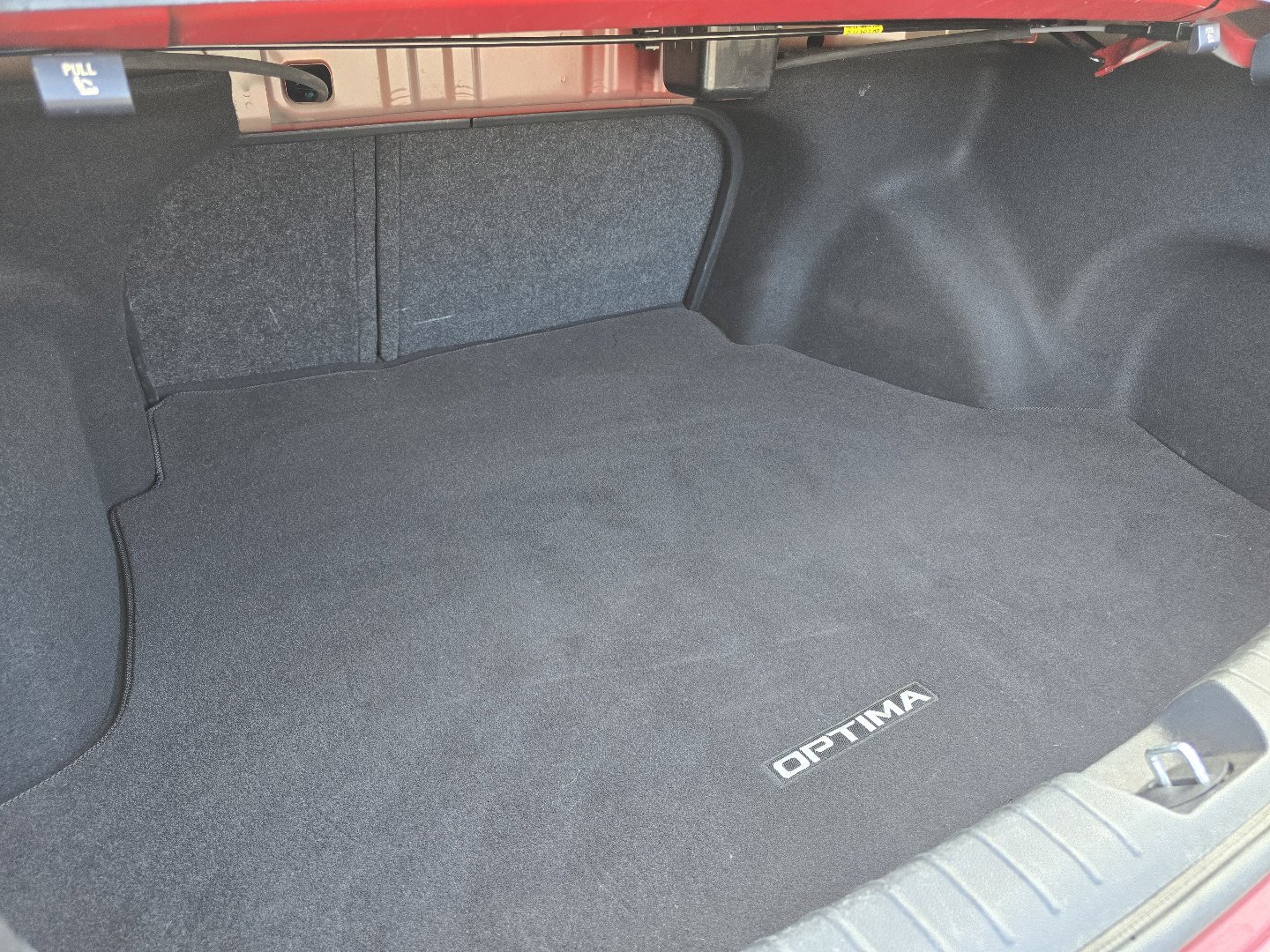 Used 2018 Kia Optima S image 23