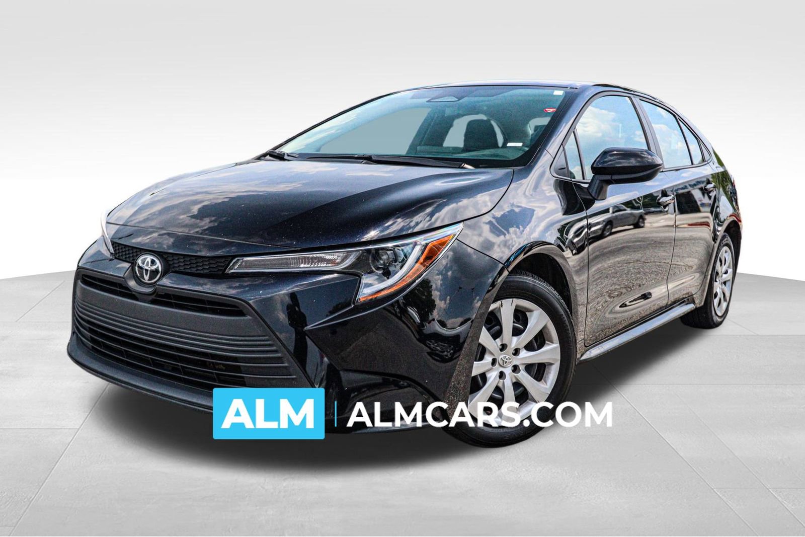 Used 2023 Toyota Corolla LE