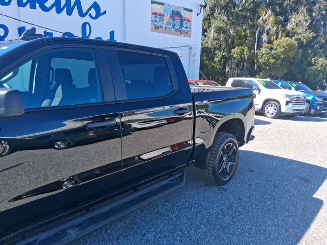New 2026 Chevrolet Silverado 1500 Custom Trail Boss w/ Dark Appearance Package image 2