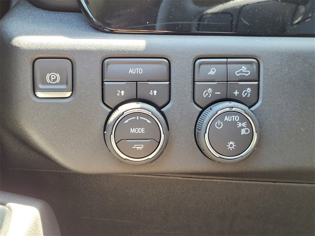 New 2025 Chevrolet Silverado 1500 LT w/ Safety Package image 13