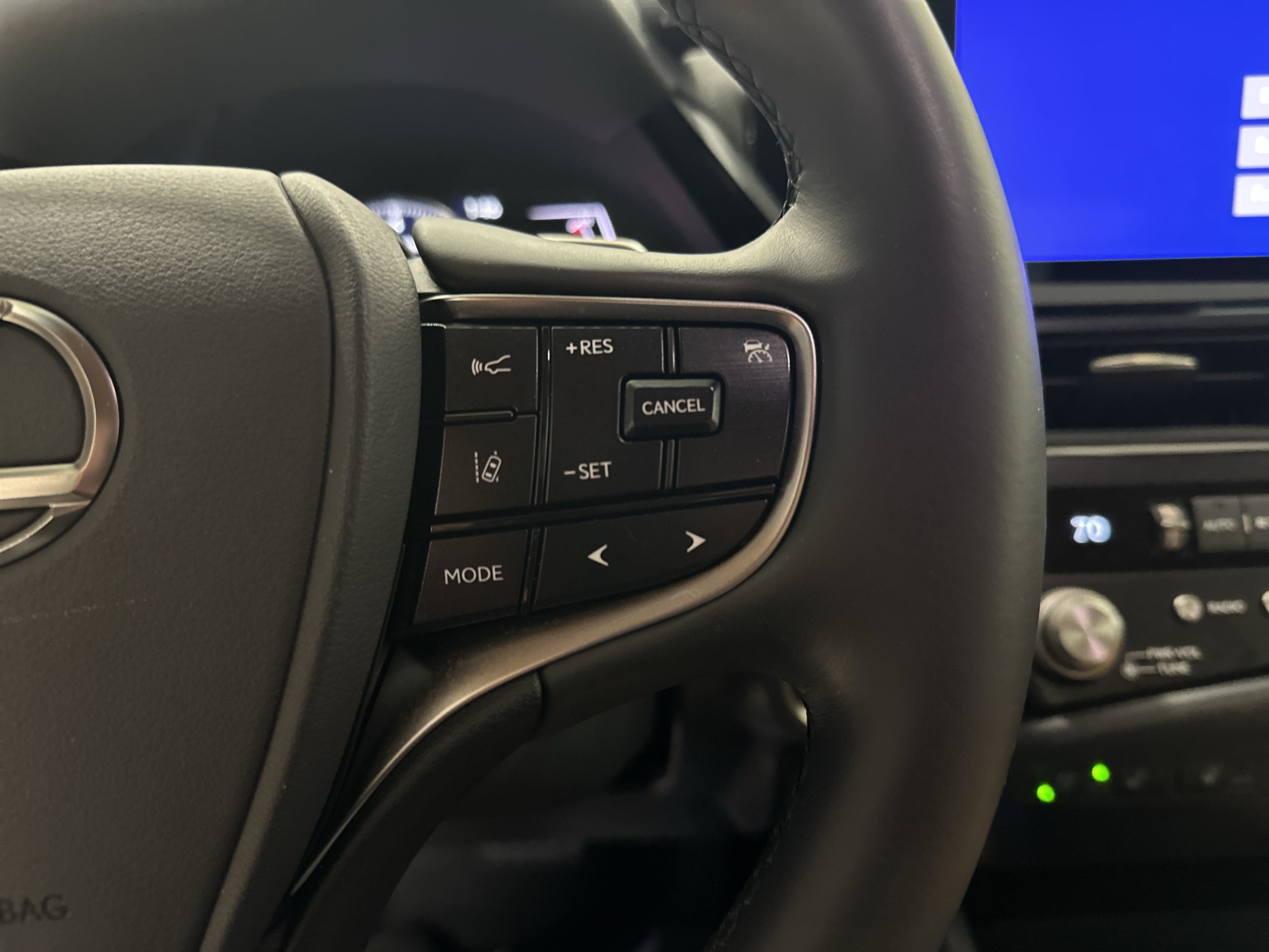 Certified 2025 Lexus ES 350 w/ Premium Package FWD image 20