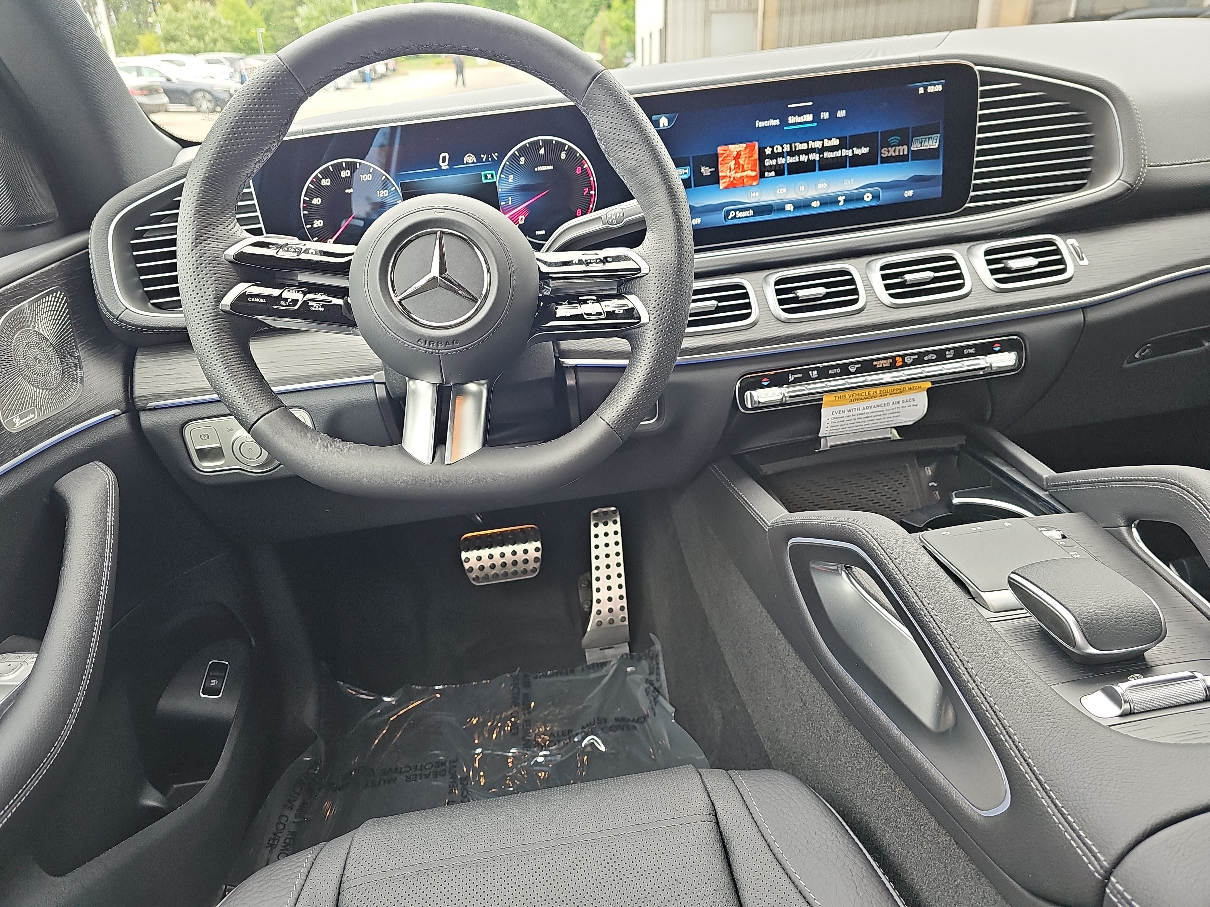 New 2026 Mercedes-Benz GLS 450 4MATIC image 16
