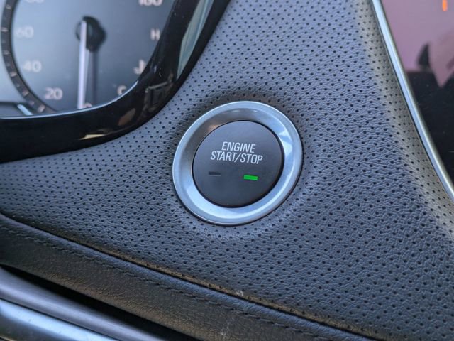 Certified 2025 Cadillac XT5 Luxury w/ LPO, Floor Liner Package image 33