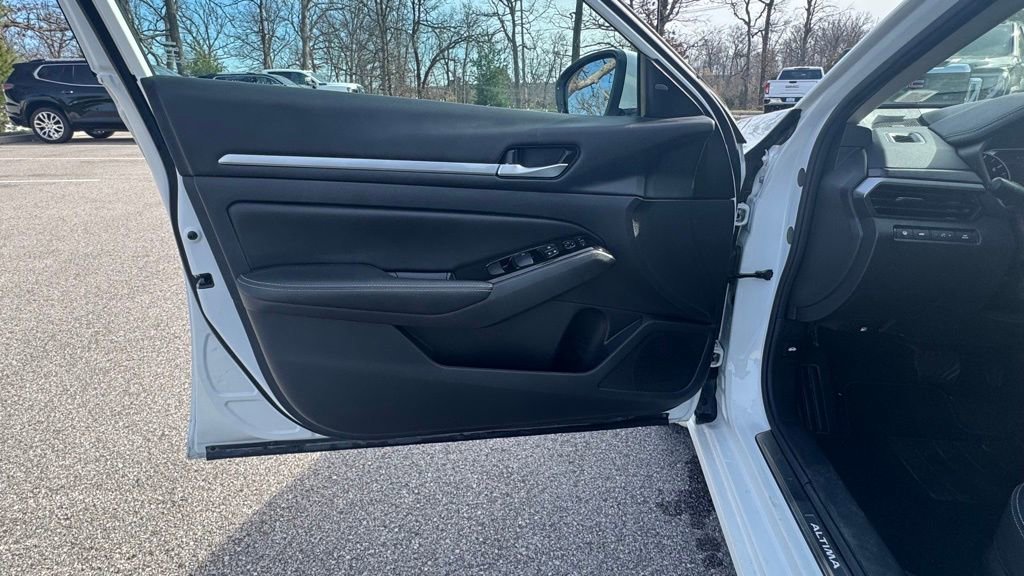 Used 2024 Nissan Altima 2.5 SL image 21