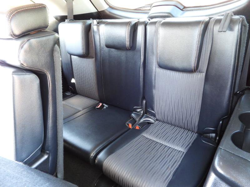 Used 2017 Toyota Highlander Plus image 39