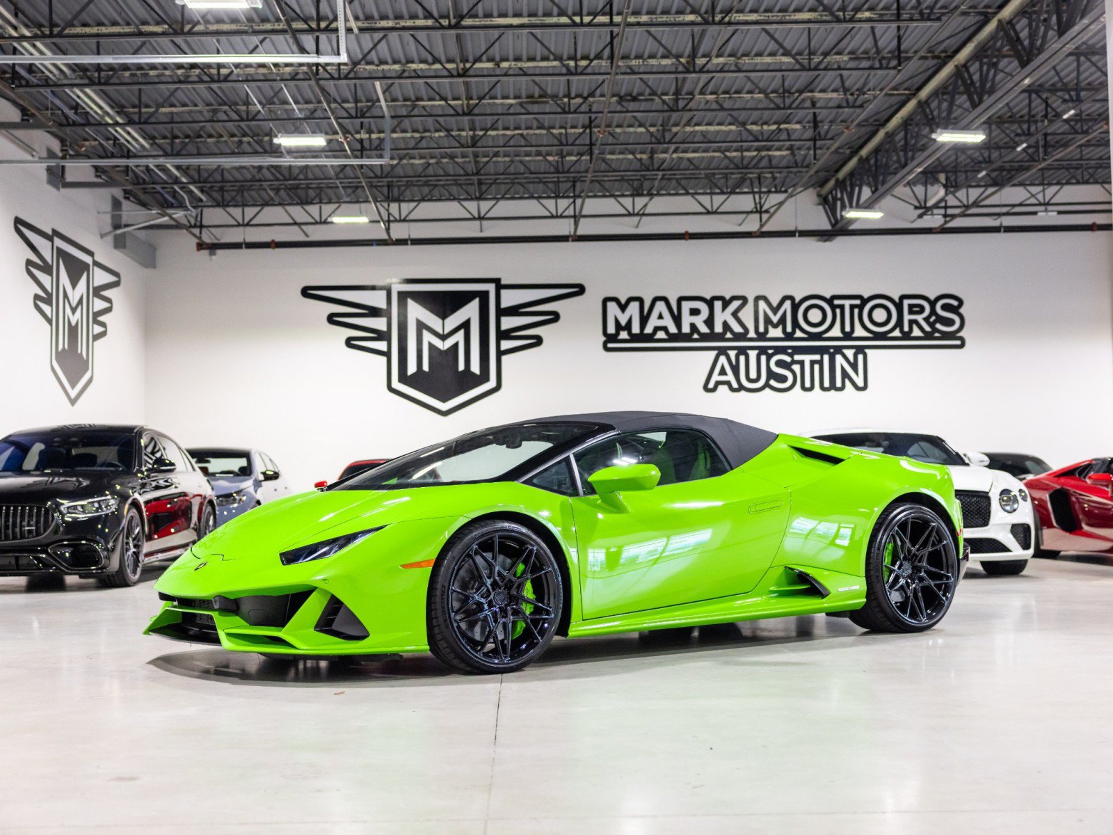 Used 2023 Lamborghini Huracan EVO AWD/4WD image 1