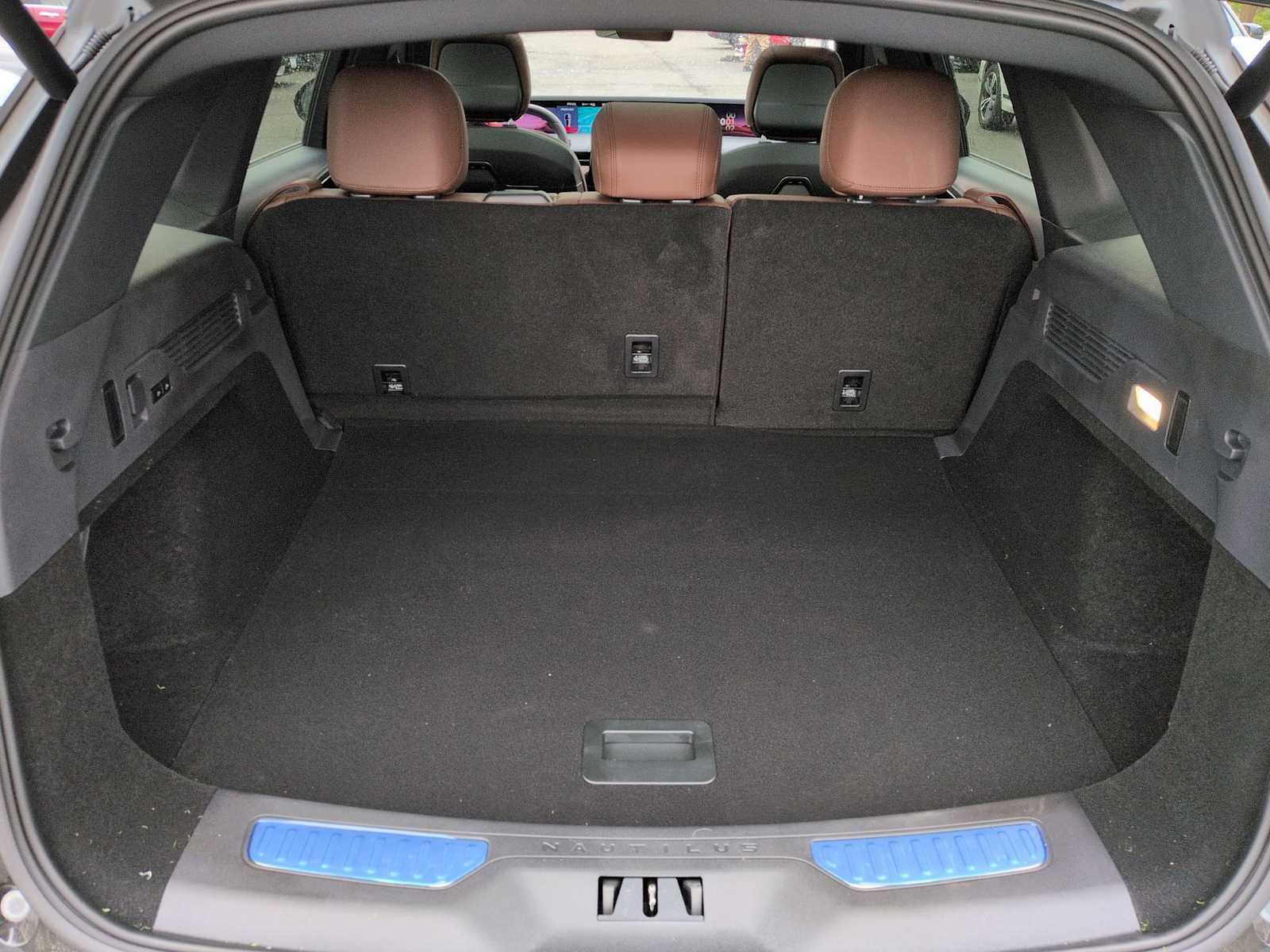 Used 2026 Lincoln Nautilus Reserve w/ Jet Appearance Package AWD/4WD image 37