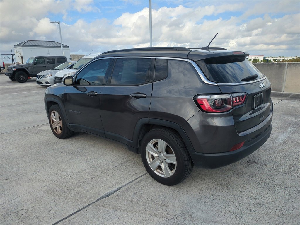 Used 2022 Jeep Compass Latitude w/ Sun and Sound Group image 7