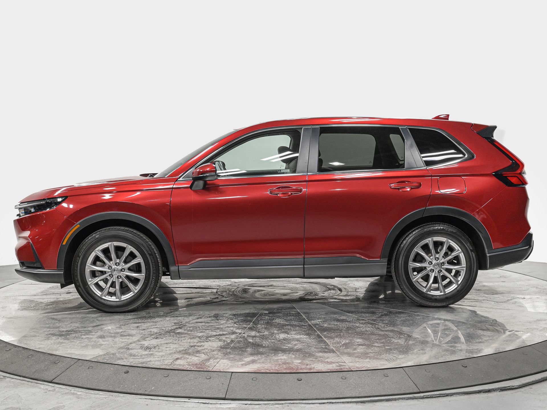 Used 2024 Honda CR-V EX-L image 2